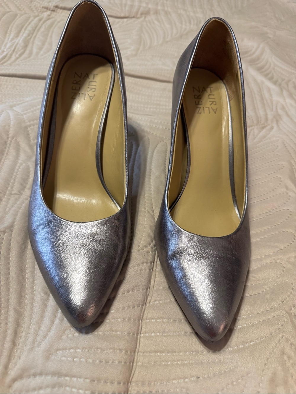 Naturalizer Everly Metallic Silver Pointed Toe Pumps Sz 10M